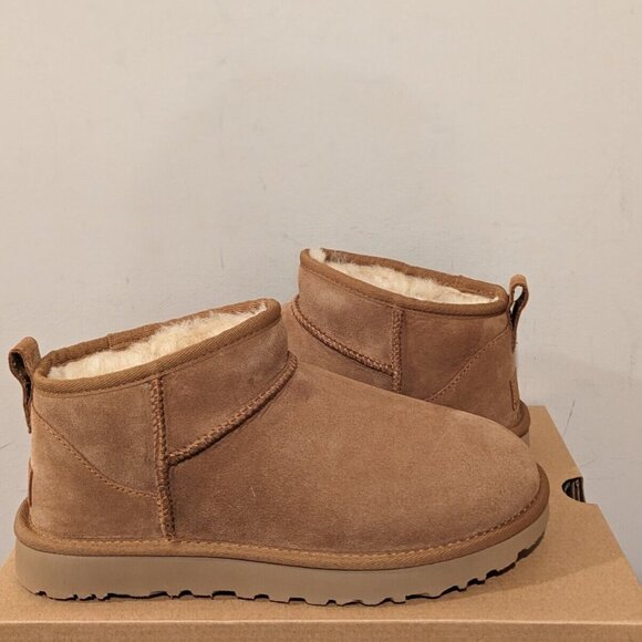 Ugg Australia  Womens Classic Ultra Mini Boot - Picture 1 of 7